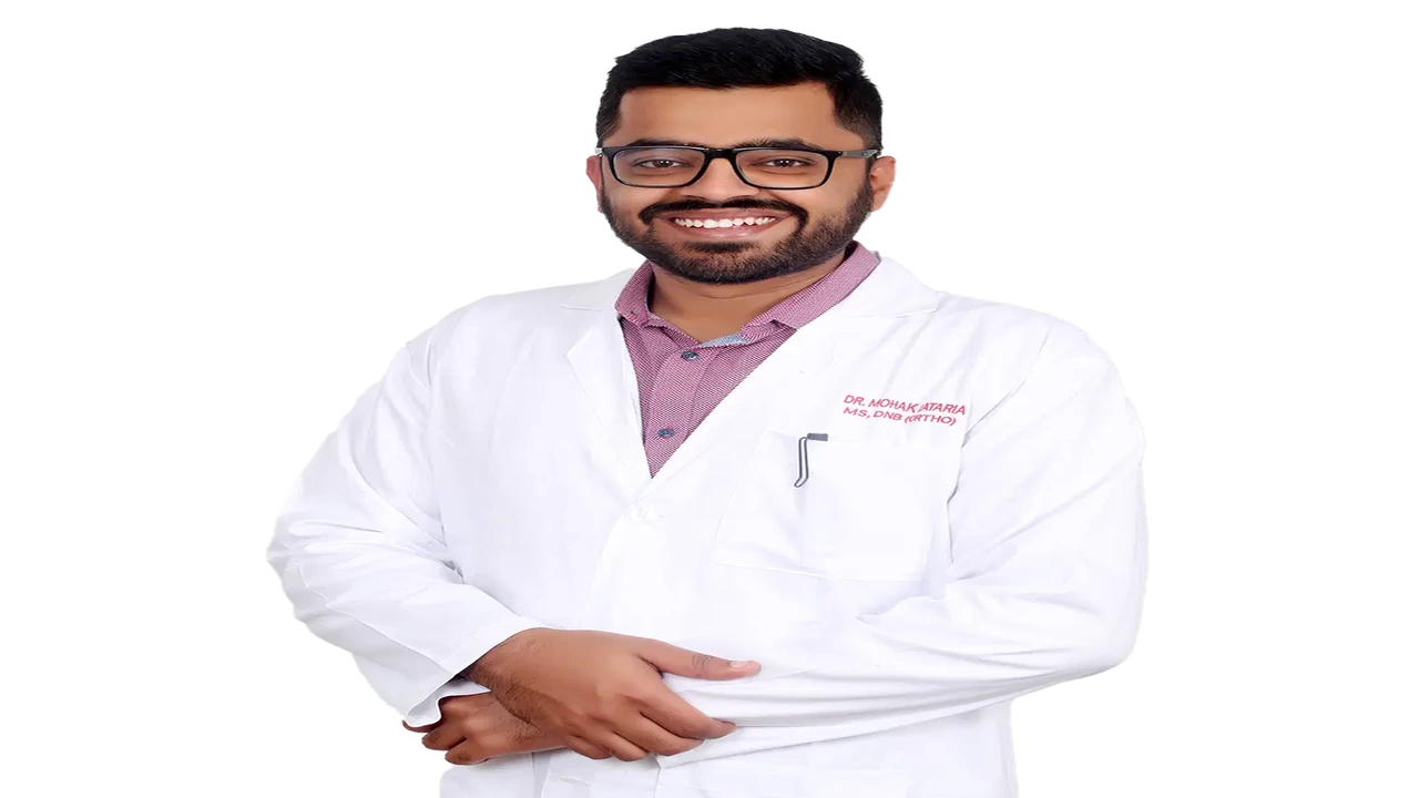 Dr. Mohak Kataria-Best Ortho Doctor in Chandigarh
